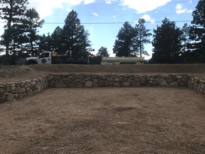 Click to view full size Siloam stone retaining wall in  Woodmoor Mtn Colorado