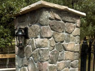 Clik to view full size Veneer Stone, Synthetic Rock, Manufactured Stone, cultured stone, Monument, Colorado Springs